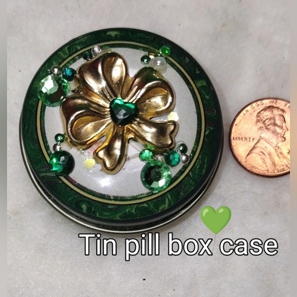 Jeweled Pill Box Tin - Picture 8 of 14